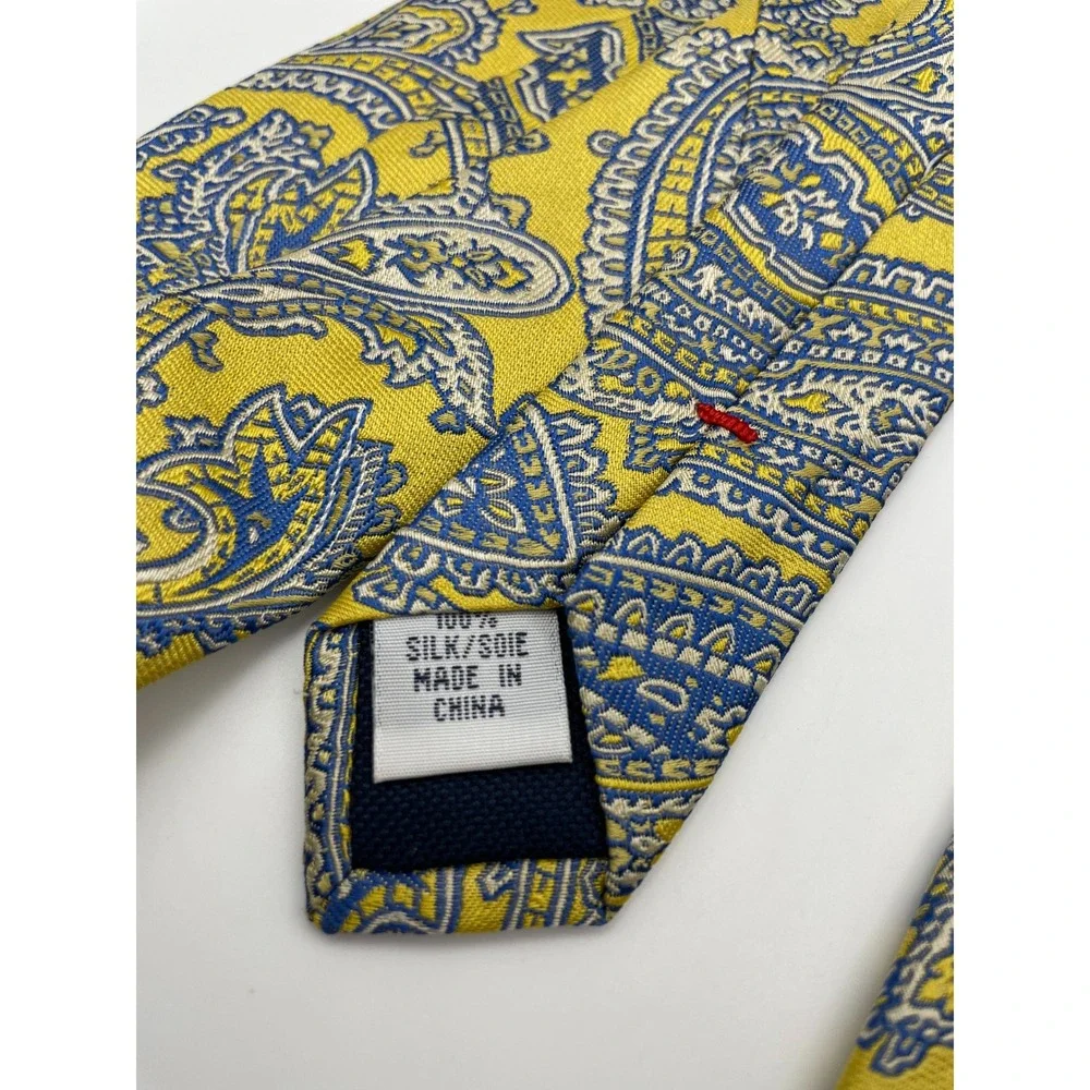 IZOD Mens Silk Tie Yellow Blue White Paisley Woven Pattern Classic Necktie